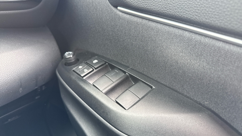 Toyota Yaris Cross 1.5 Hybrid Icon 5dr CVT Hybrid Estate